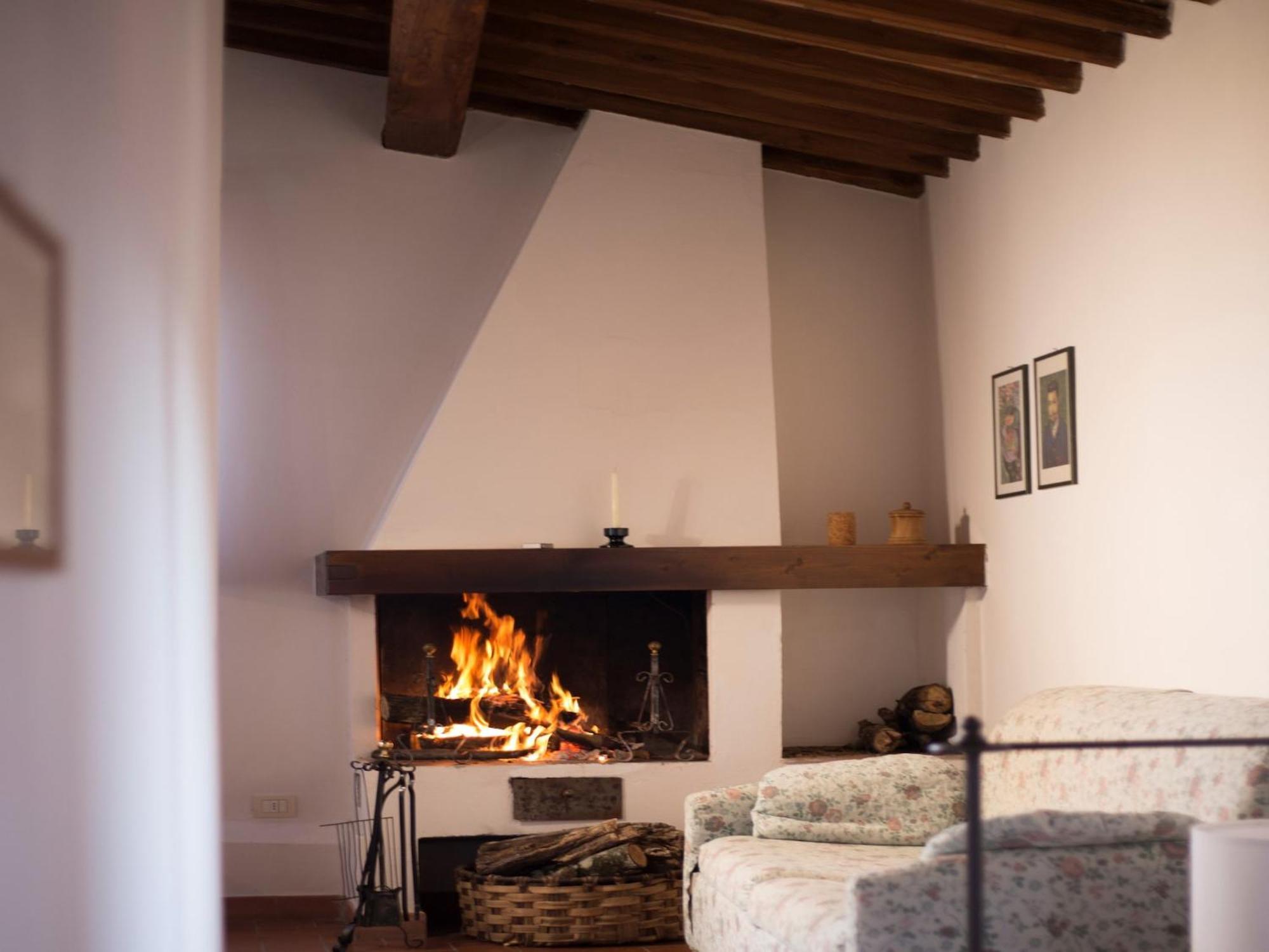 Pleasant Apartment With Swimming Pool Garden Bbq Parking Lucolena in Chianti ภายนอก รูปภาพ